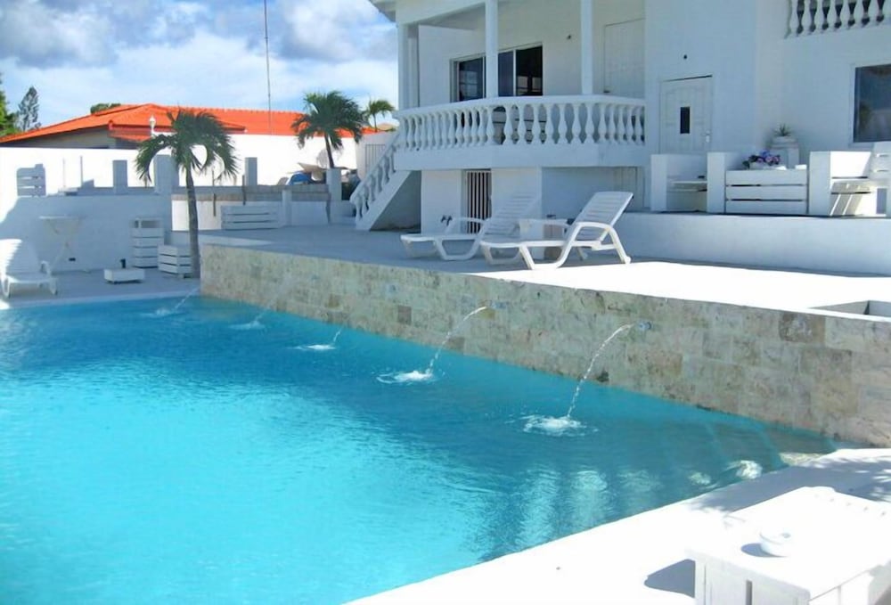 Champartments Villa & Apartments Cristal 39/42