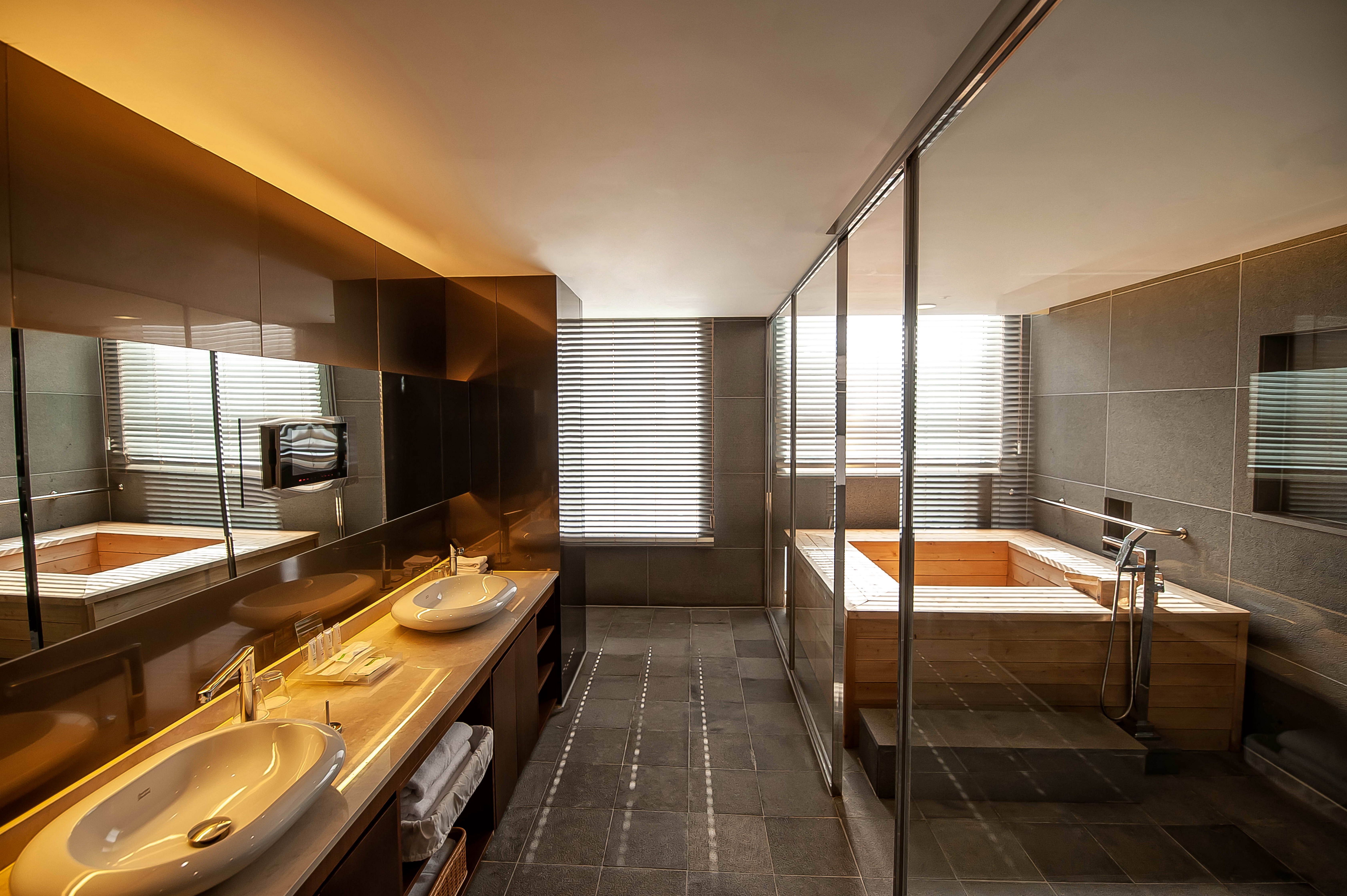 Holiday Inn Gwangju 76/76
