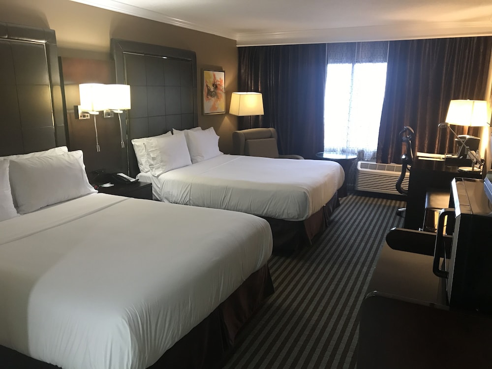 Holiday Inn Orlando East - UCF Area 11/59