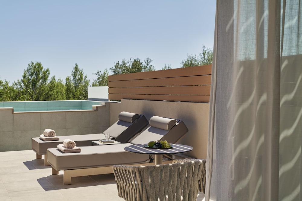 Celestial All Suites - Adults Only 24/50