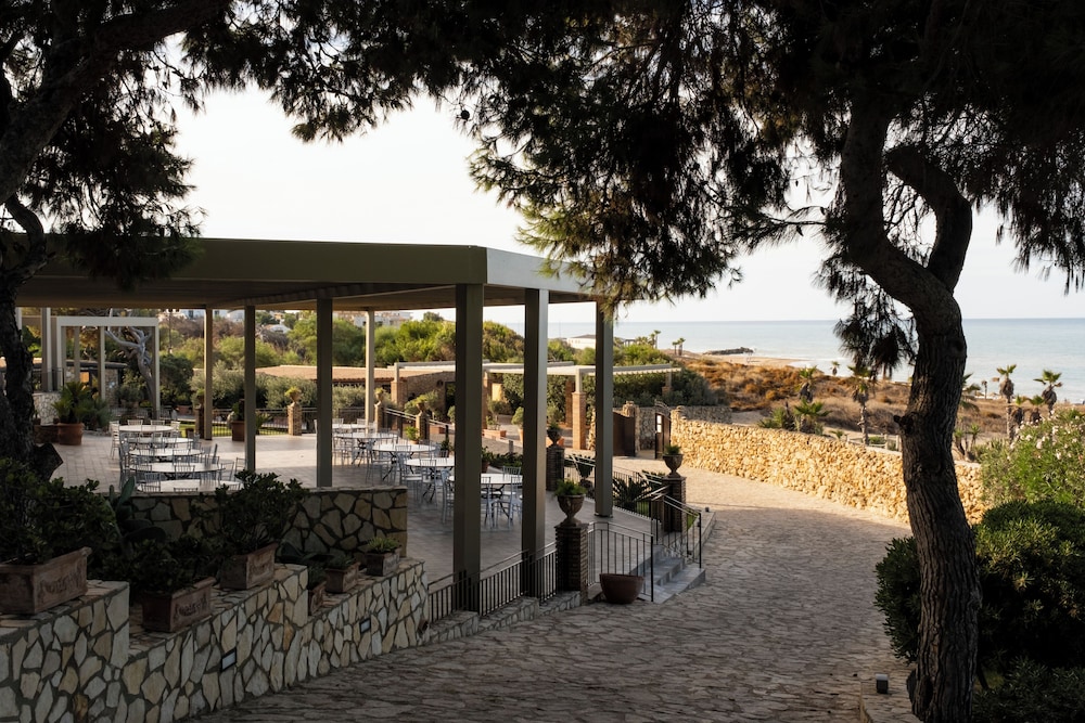 Baia Di Ulisse Wellness & Spa 63/65