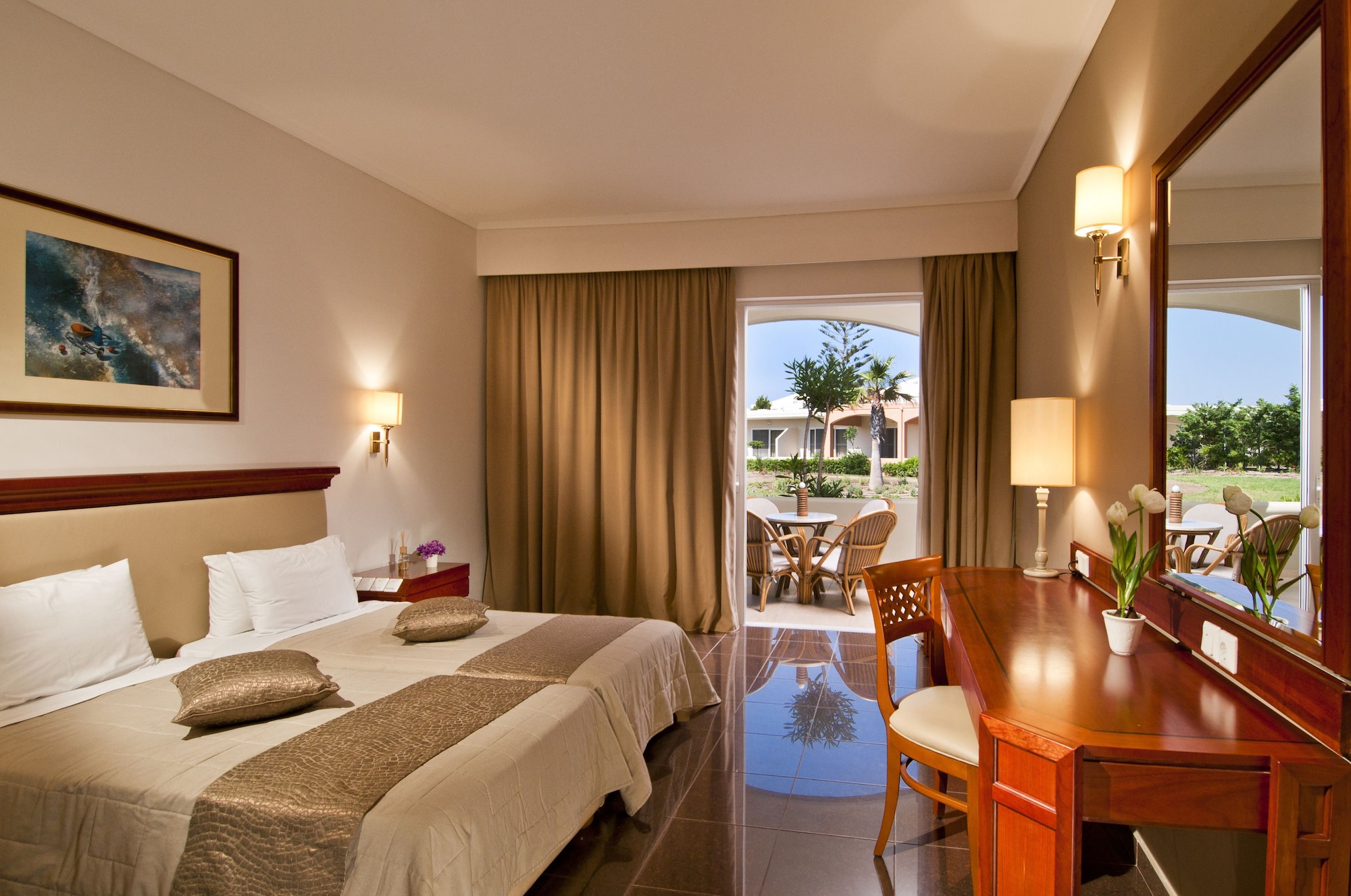 SUITE EXECUTIVE