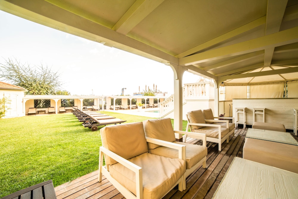 Hotel Carducci 76 48/75