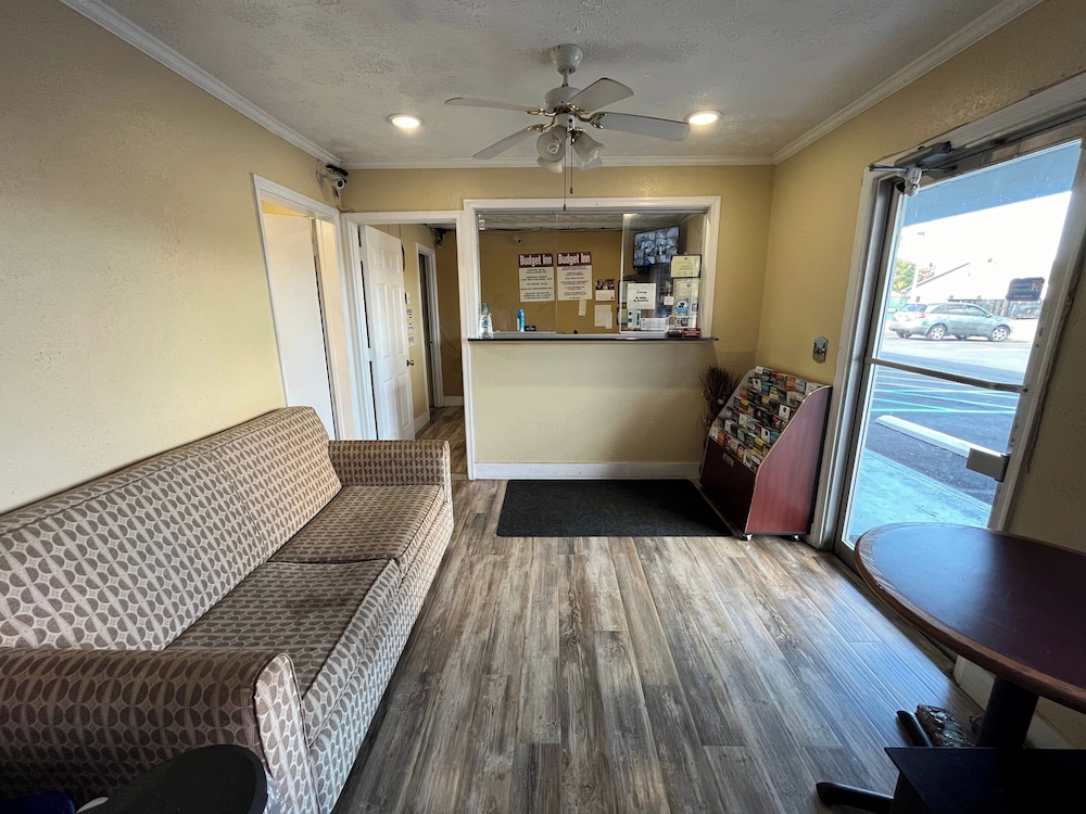 Budget Inn By OYO Nassawadox Hwy 13 — 5