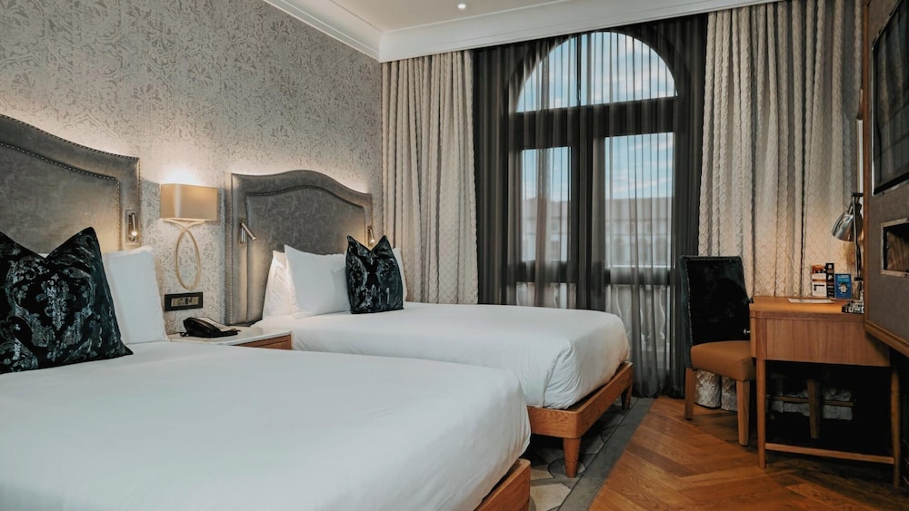 Southern Sun Montecasino 23/59