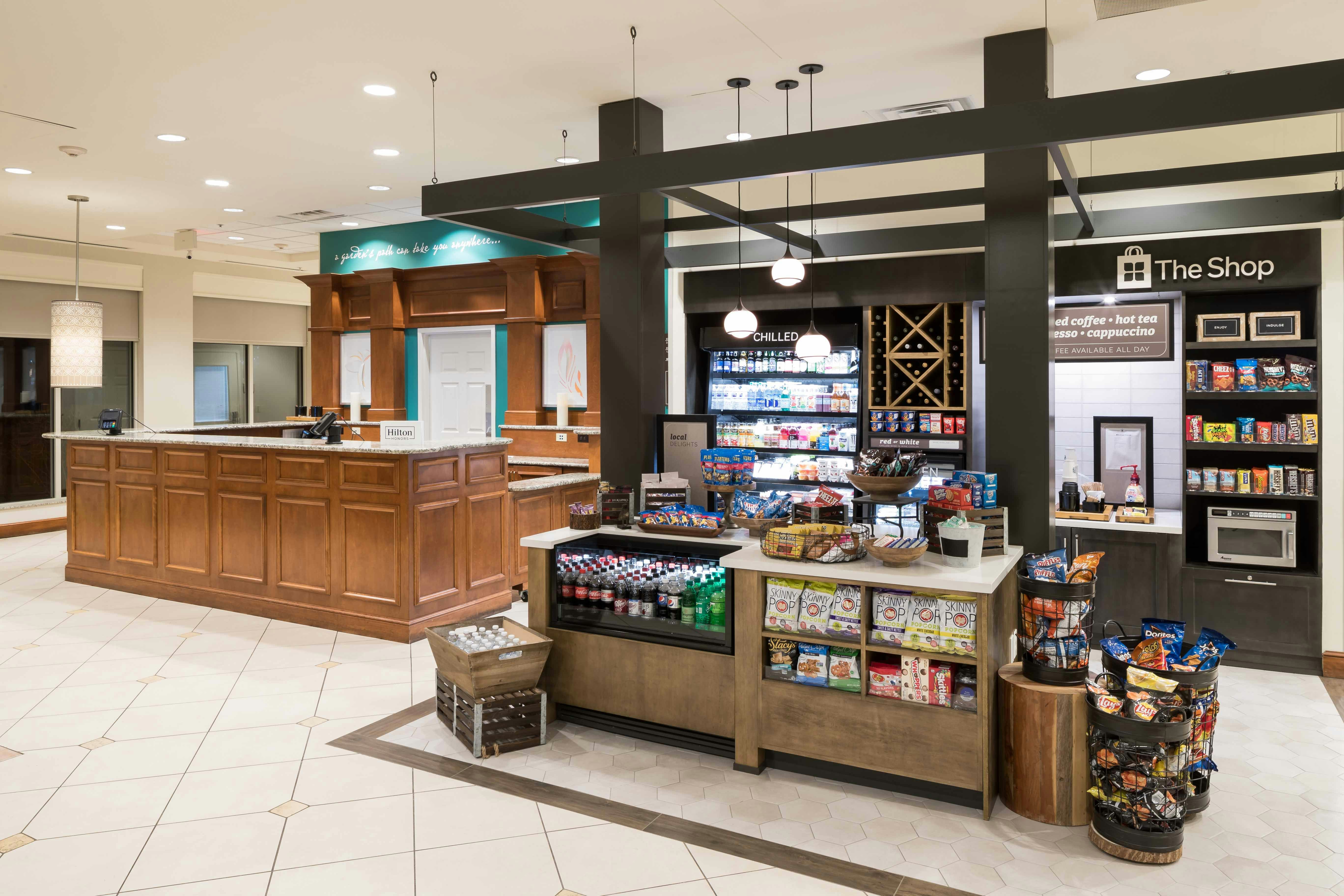 Hilton Garden Inn Lake Forest Mettawa 7/46