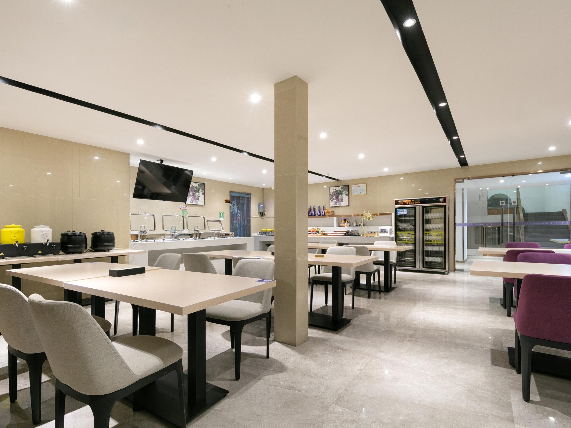 Lavande Hotel (Wuhan Yangluo subway station store) 35/47