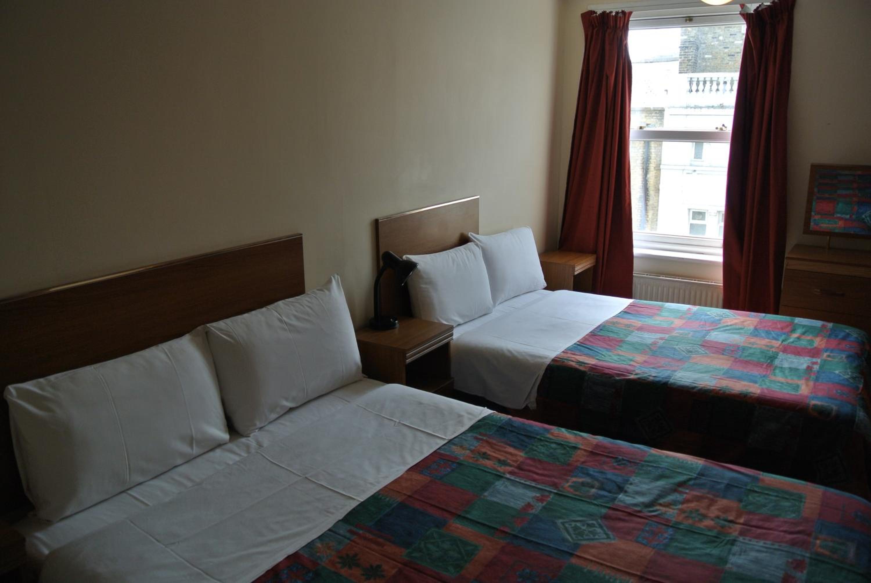 Carlton Hotel 22/53