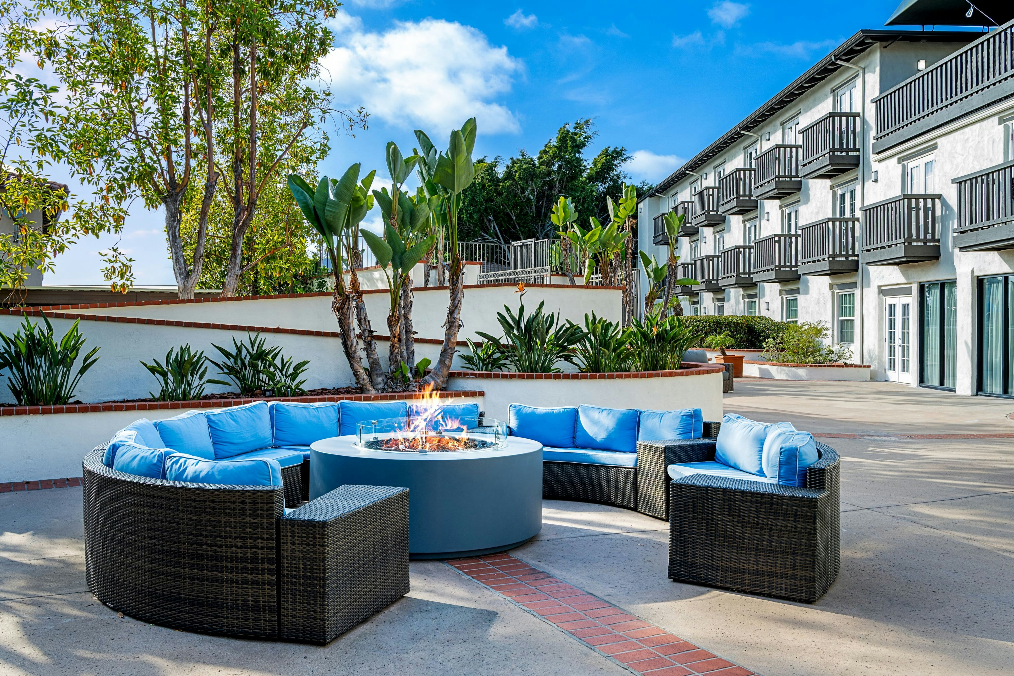 Fairfield Inn Suites San Diego Old Town 23/26