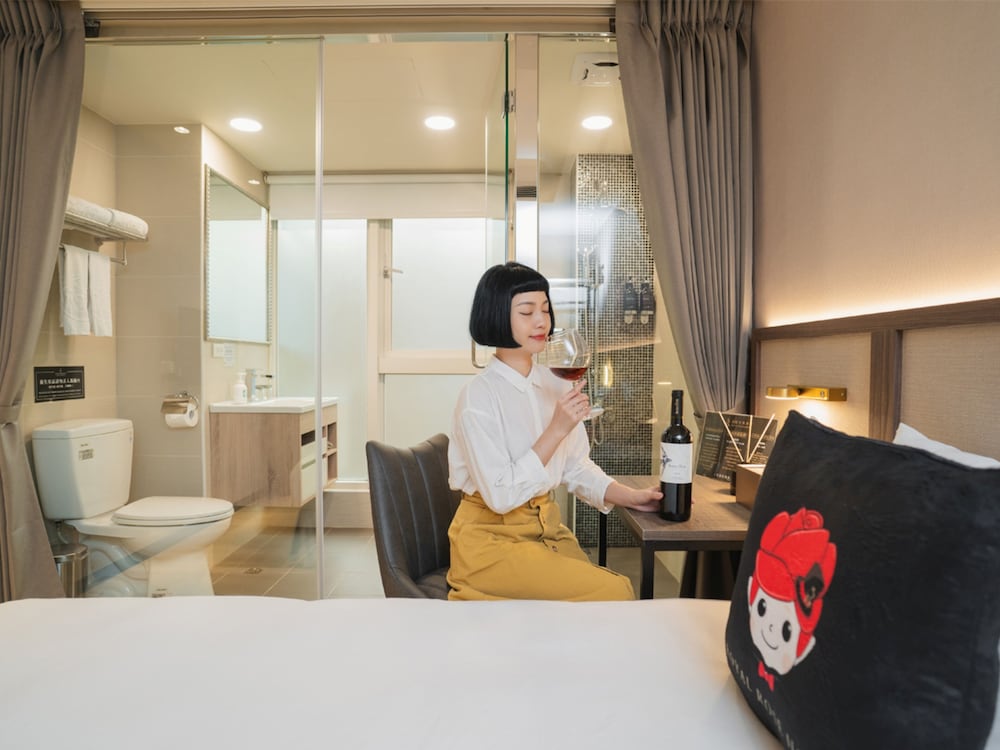Royal Rose Hotel Zhongshan 30/44