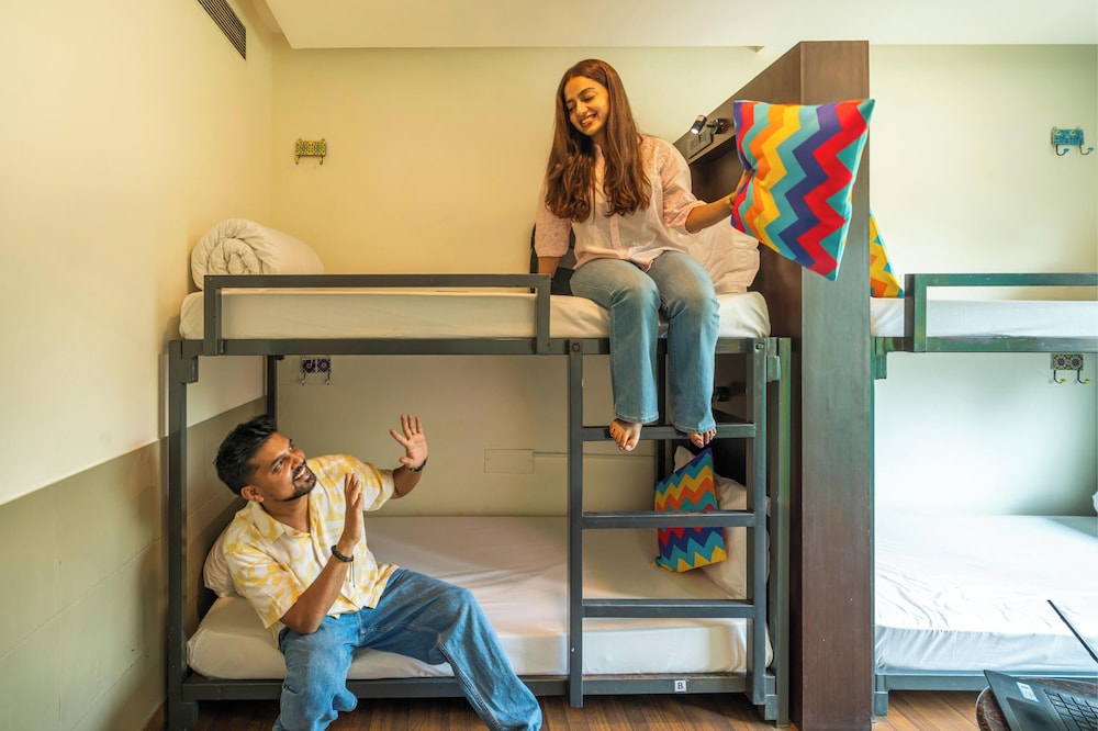 Stops Hostels- New Delhi 4/47