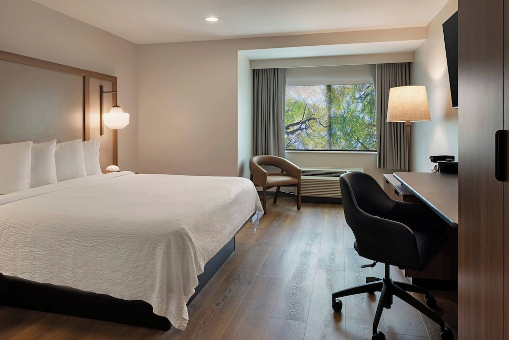 Fairfield Inn Sacramento Cal Expo 15/50