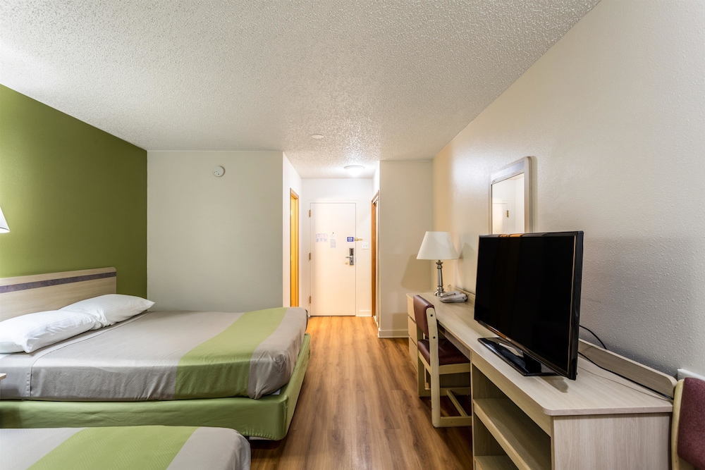 Motel6 Great Falls, MT 19/55