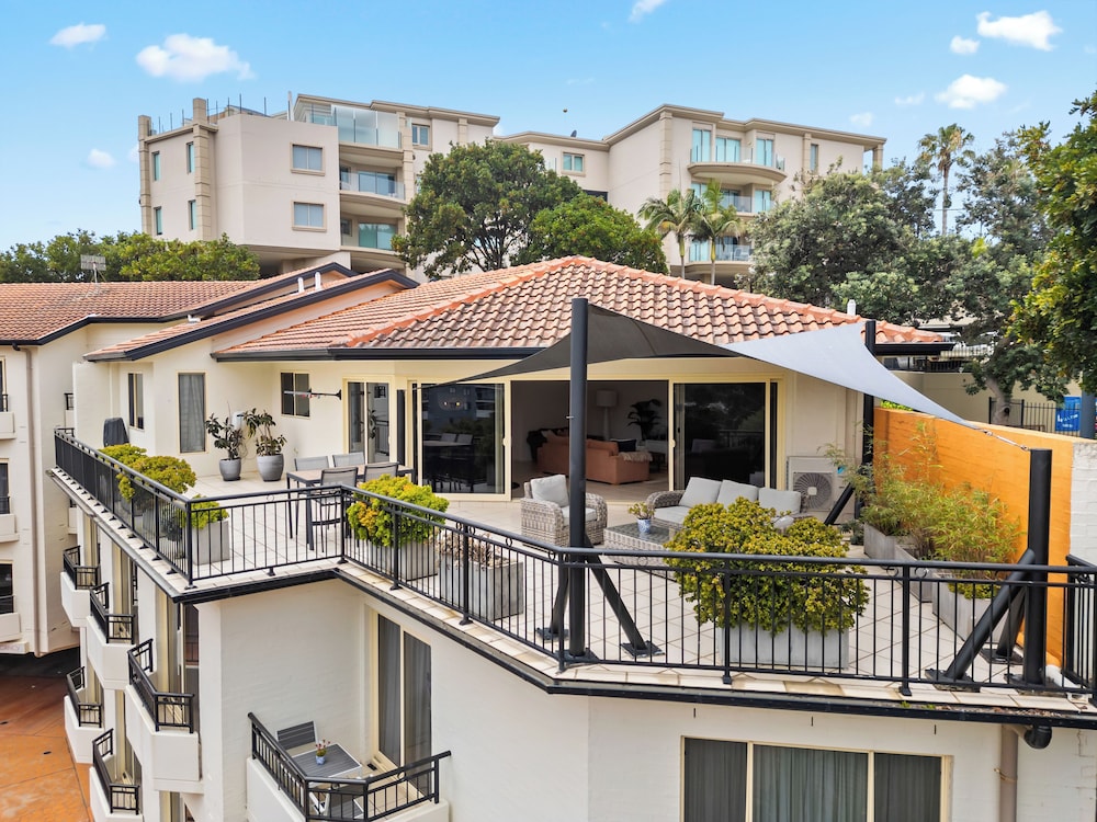 Terrigal Sails Serviced Apartments 2/63