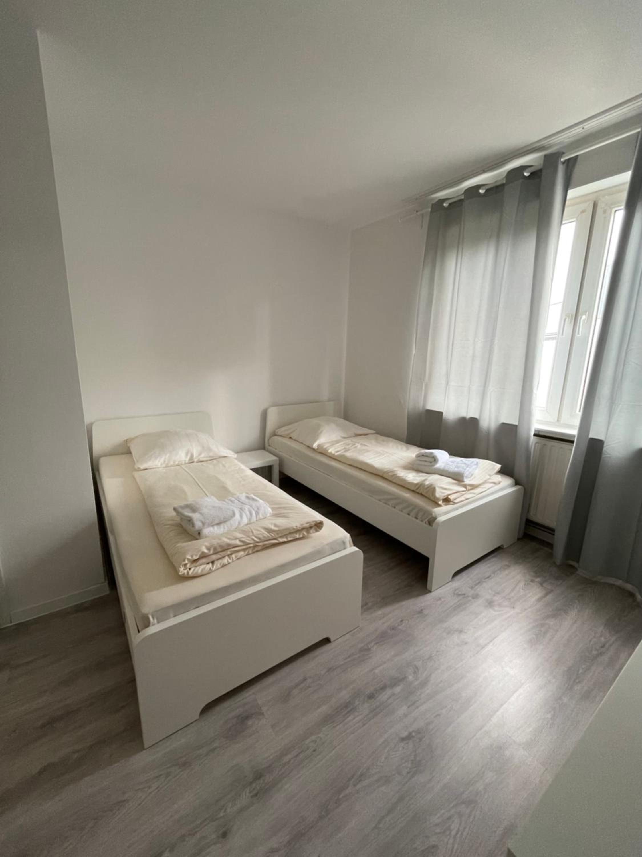 Hotel Tyros am Weidendamm 22/35