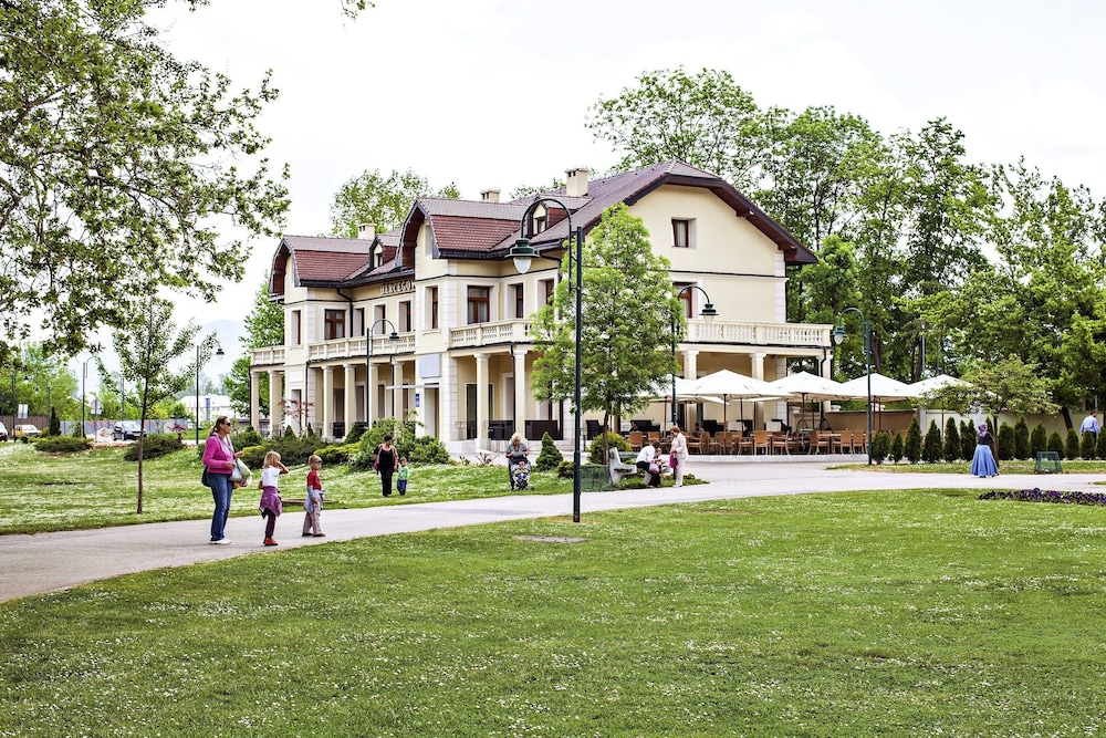 HOTEL HERCEGOVINA 29/34