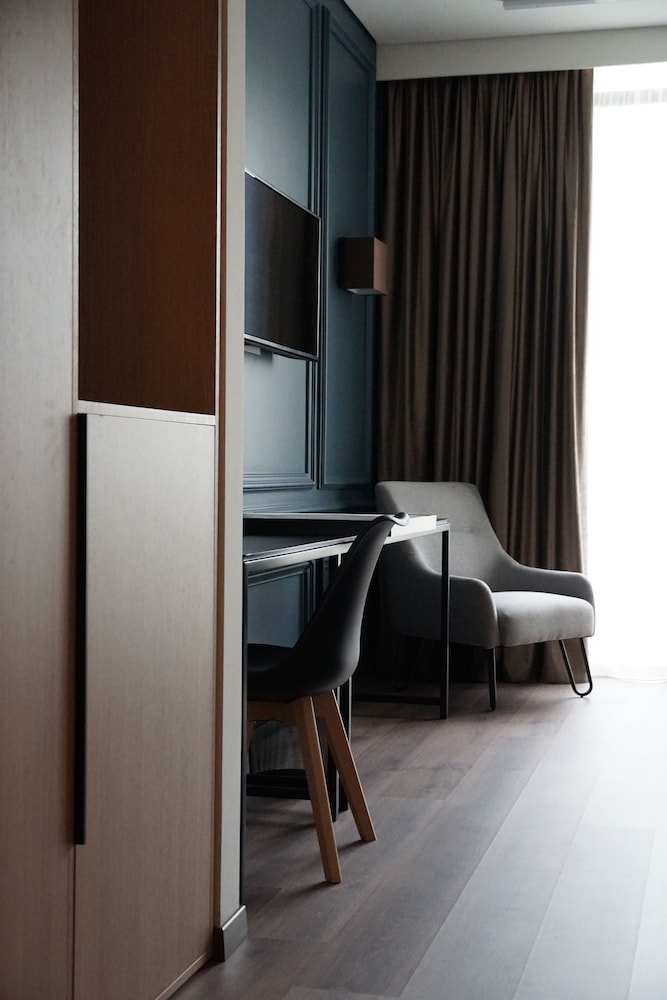 Votre Hotel 53/68