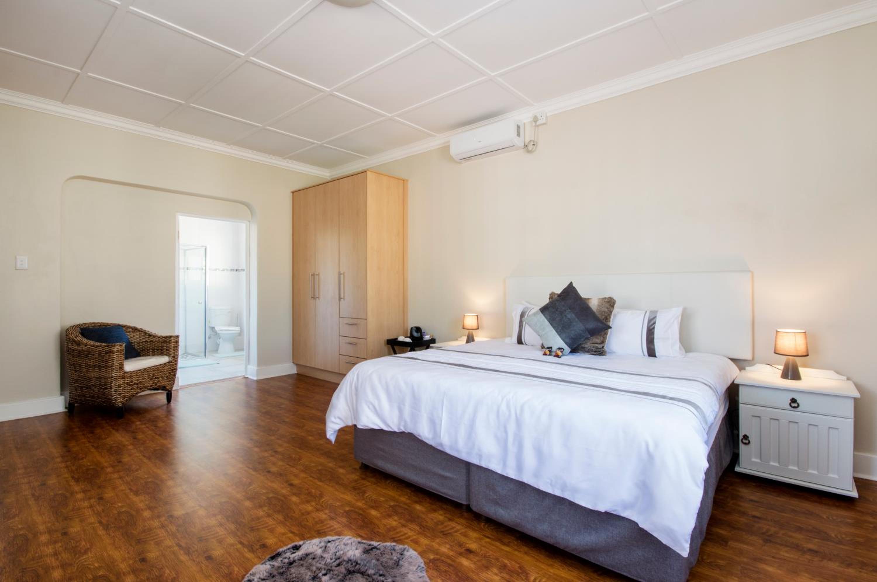 Walmer Villiers Self Catering 7/26