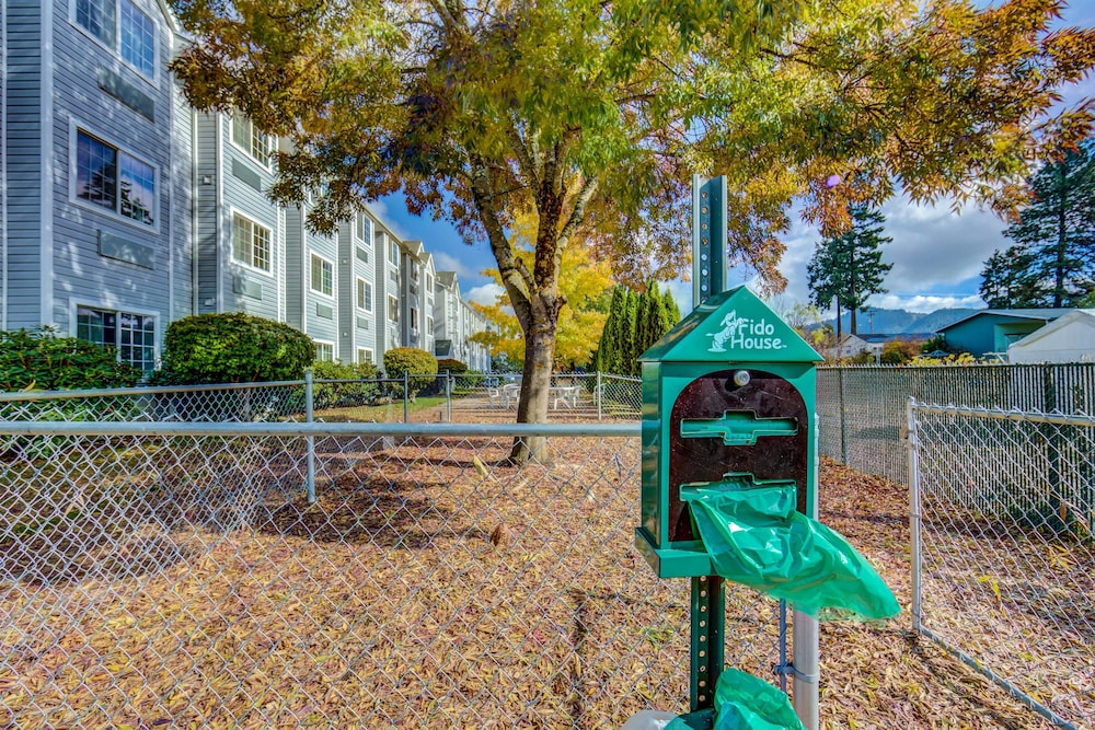 Motel6 Sutherlin, OR – I-5 35/47
