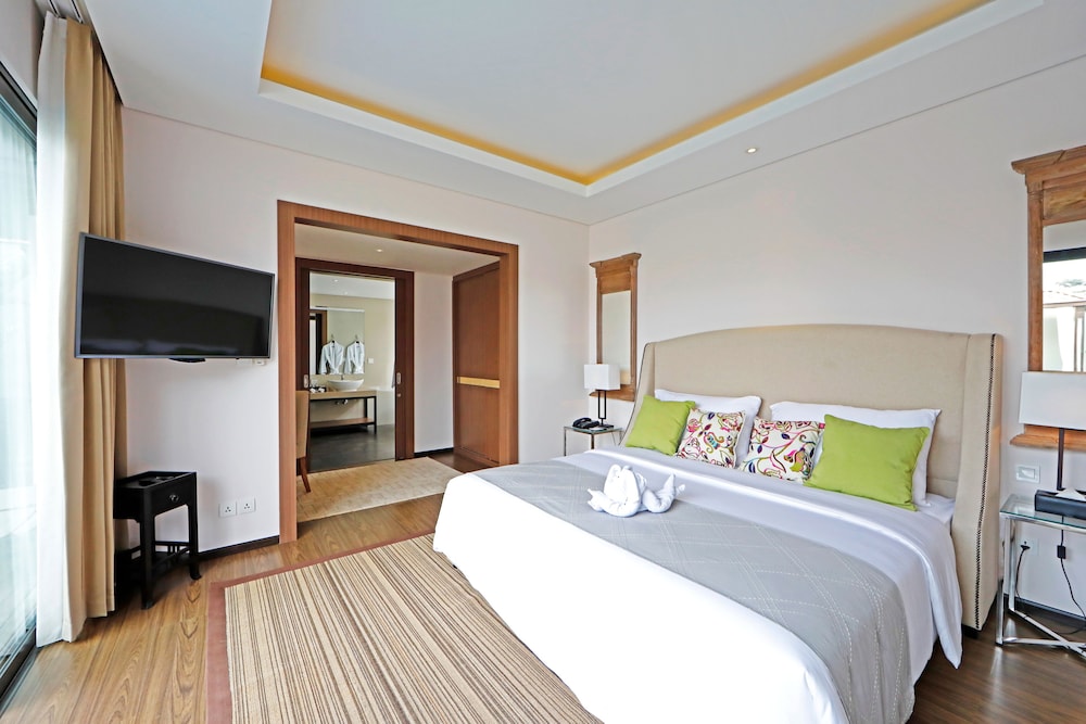 Pantai Indah Lagoi Bintan 7/50