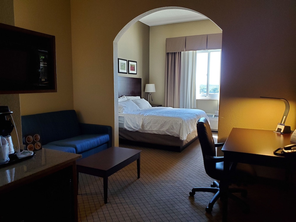 Holiday Inn Express Hotel And Suites Mankato East 35/76