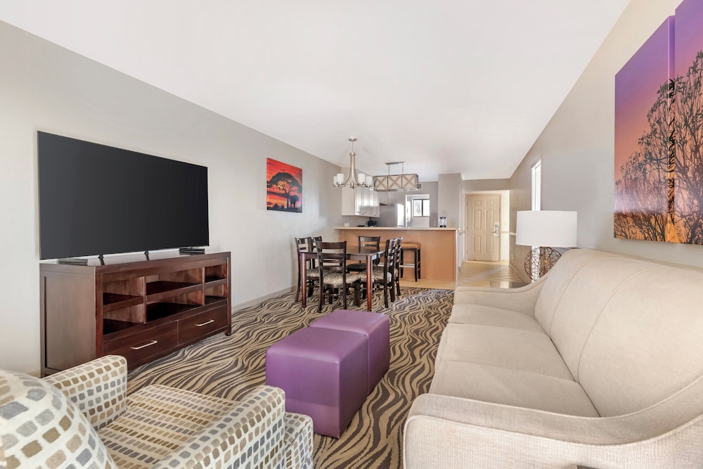 Parkway International Resort 42/63