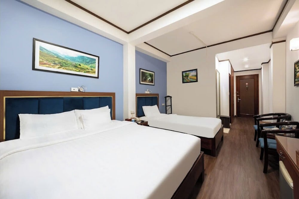 A25 Hotel Hang Non 10/49