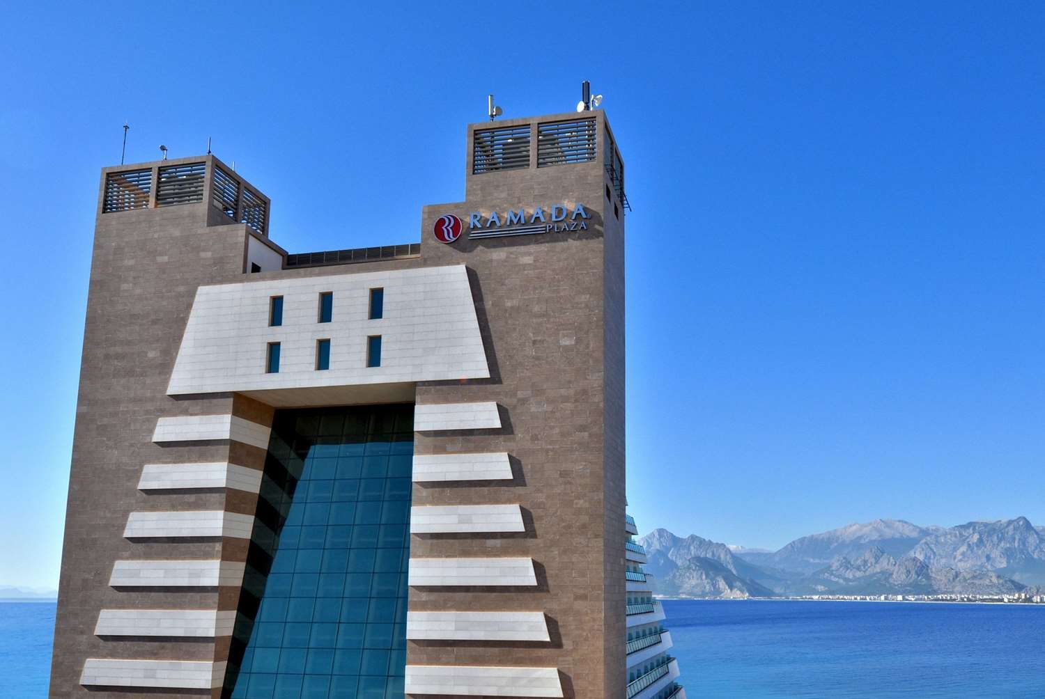 Ramada Plaza by Wyndham Antalya 53/55