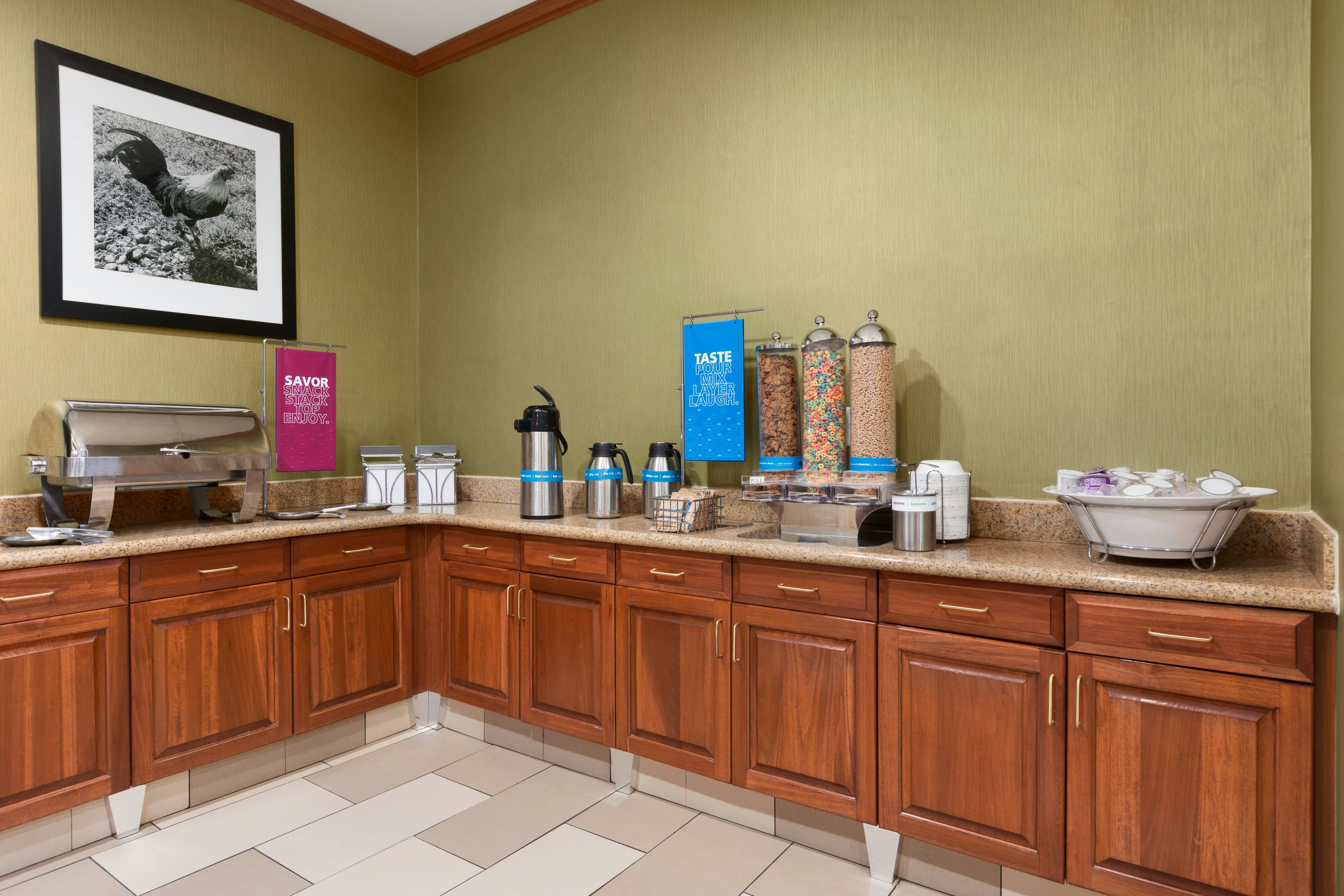 Hampton Inn & Suites Williamsburg Historic District 12/58