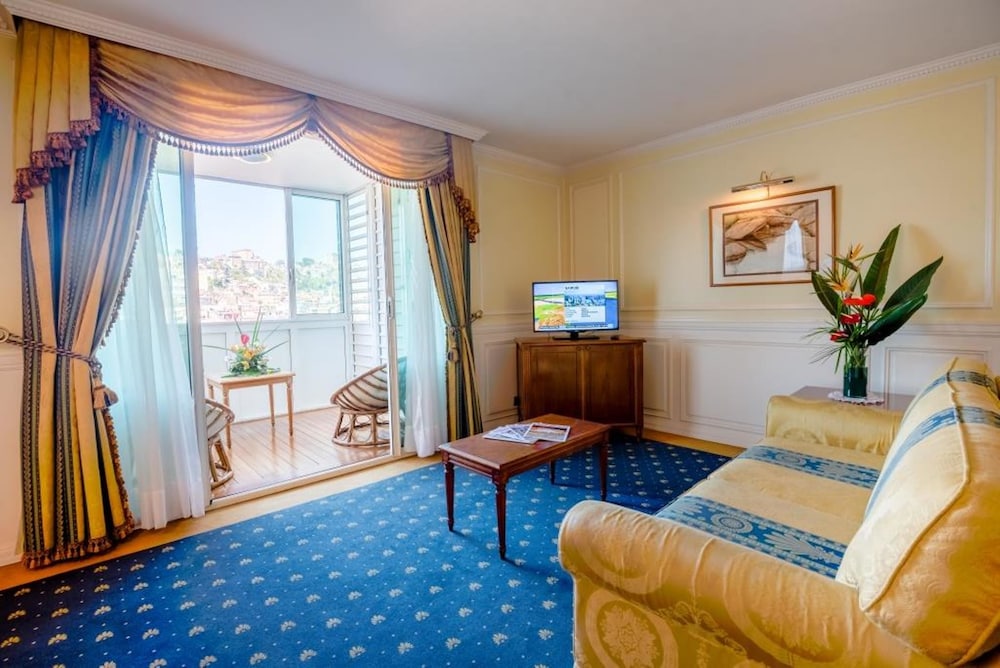 Hotel Colbert Spa Casino 52/75