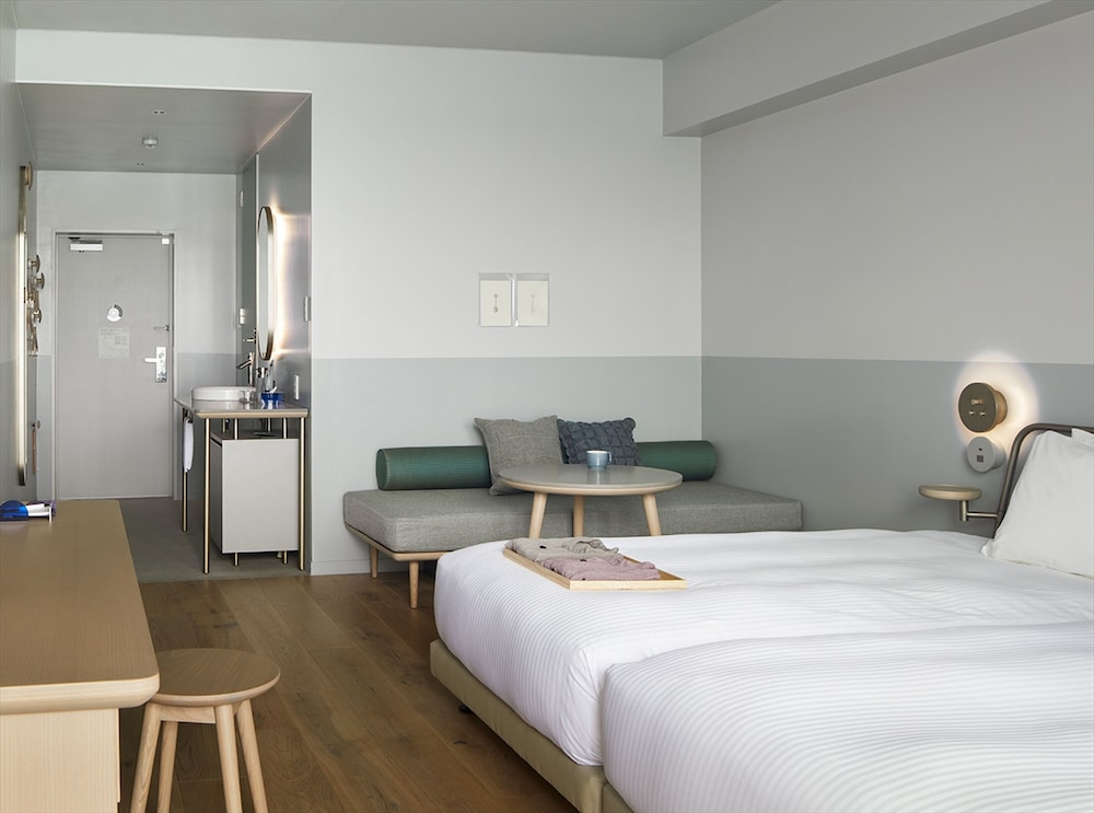 Hotel Anteroom Naha 14/50