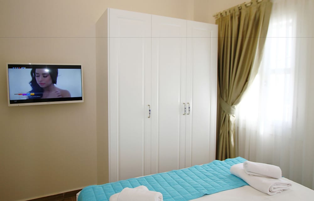 Cesme Kale Tas Apart 13/32