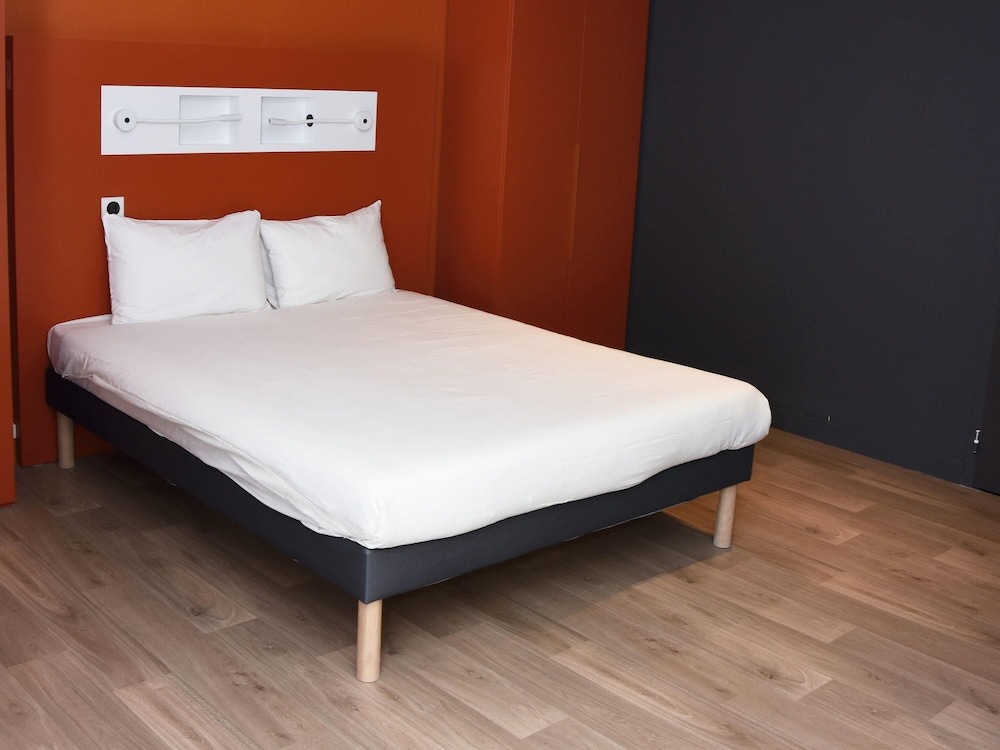 ibis budget Langres 20/52