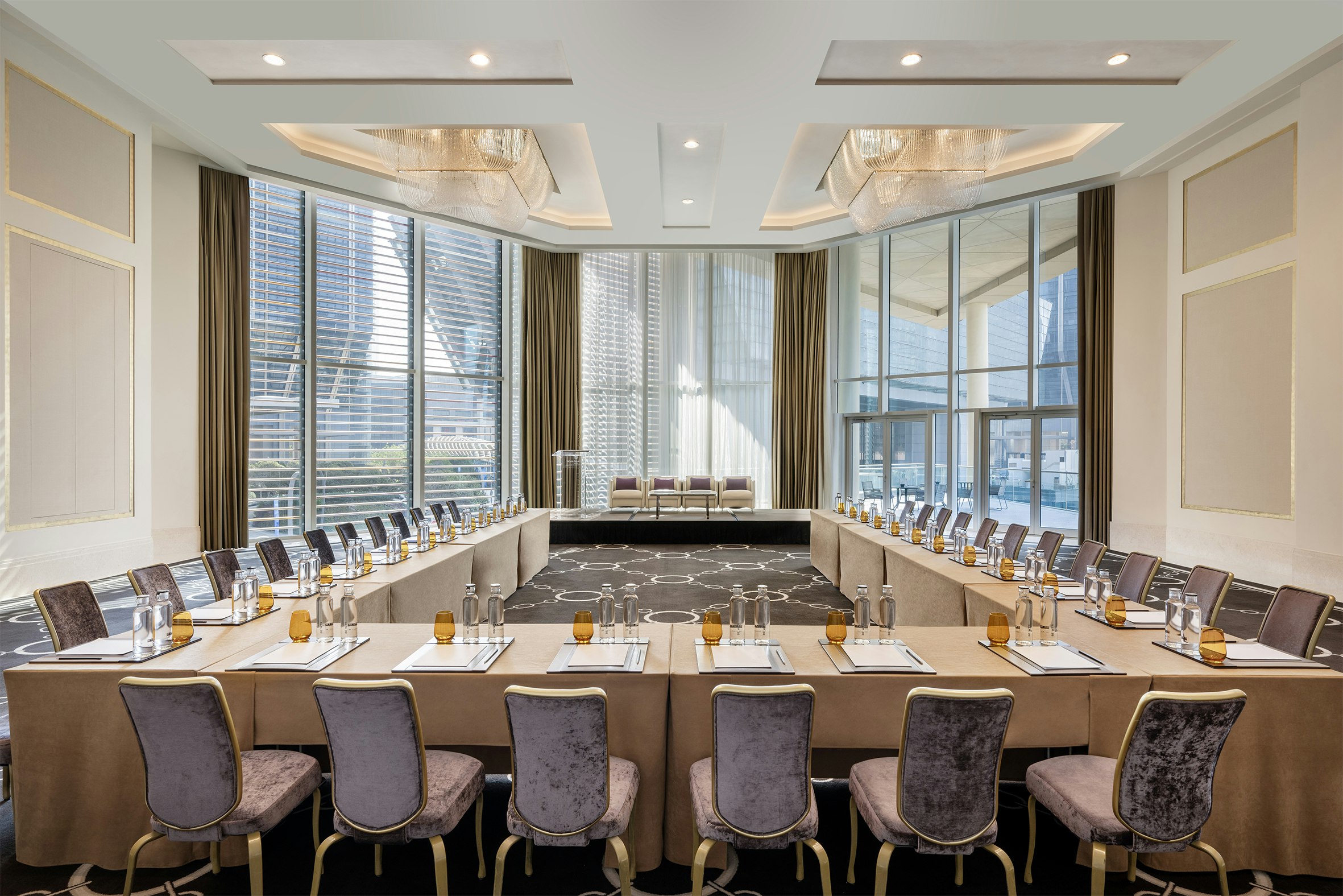 Four Seasons Hotel Abu Dhabi at Al Maryah Island 29/36