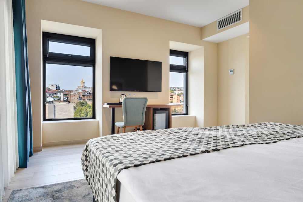 Eleven Inn Tbilisi 14/28