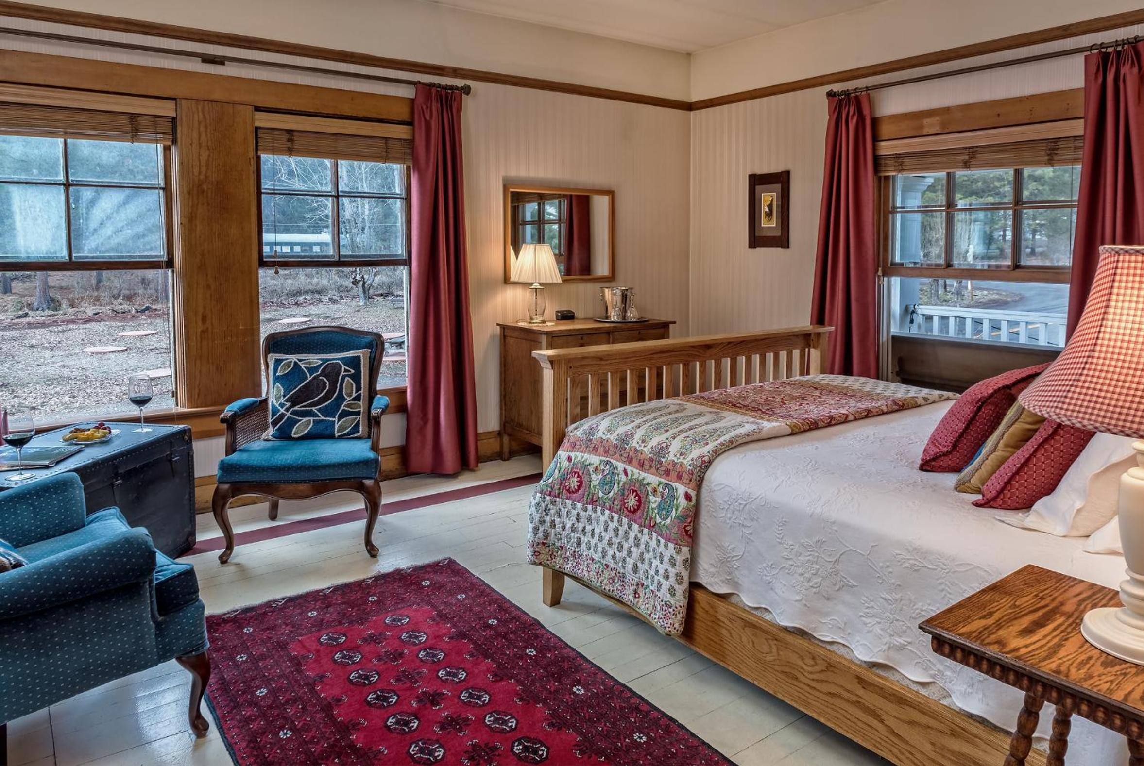 McCloud Hotel 18/50