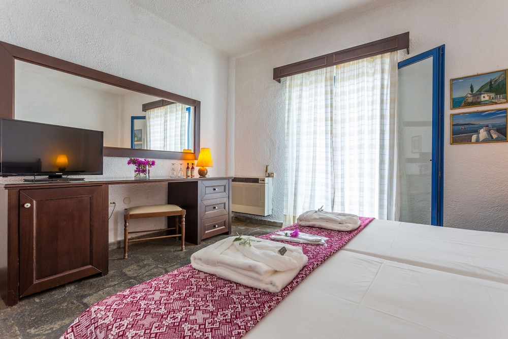 Agionissi Resort 8/50