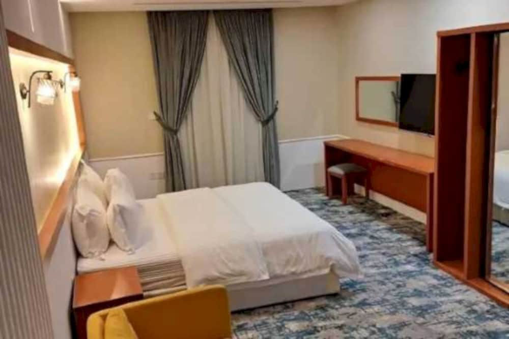 Sunday Gateway Jeddah Formerly Beach Garden Hotel 12/41
