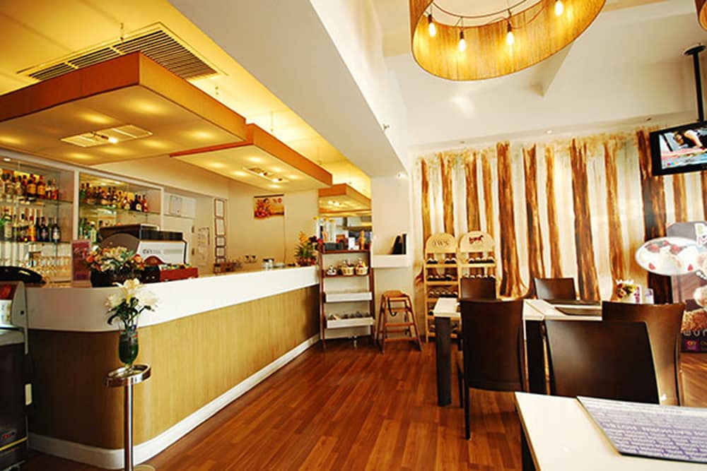 The Embassy Sathorn 3/46