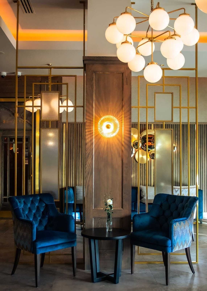 Parkview Hotel 41/62