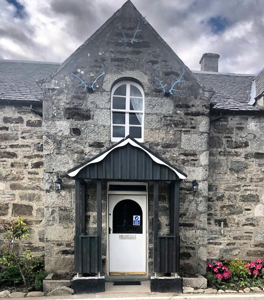 The Inn At Loch Tummel 1/50