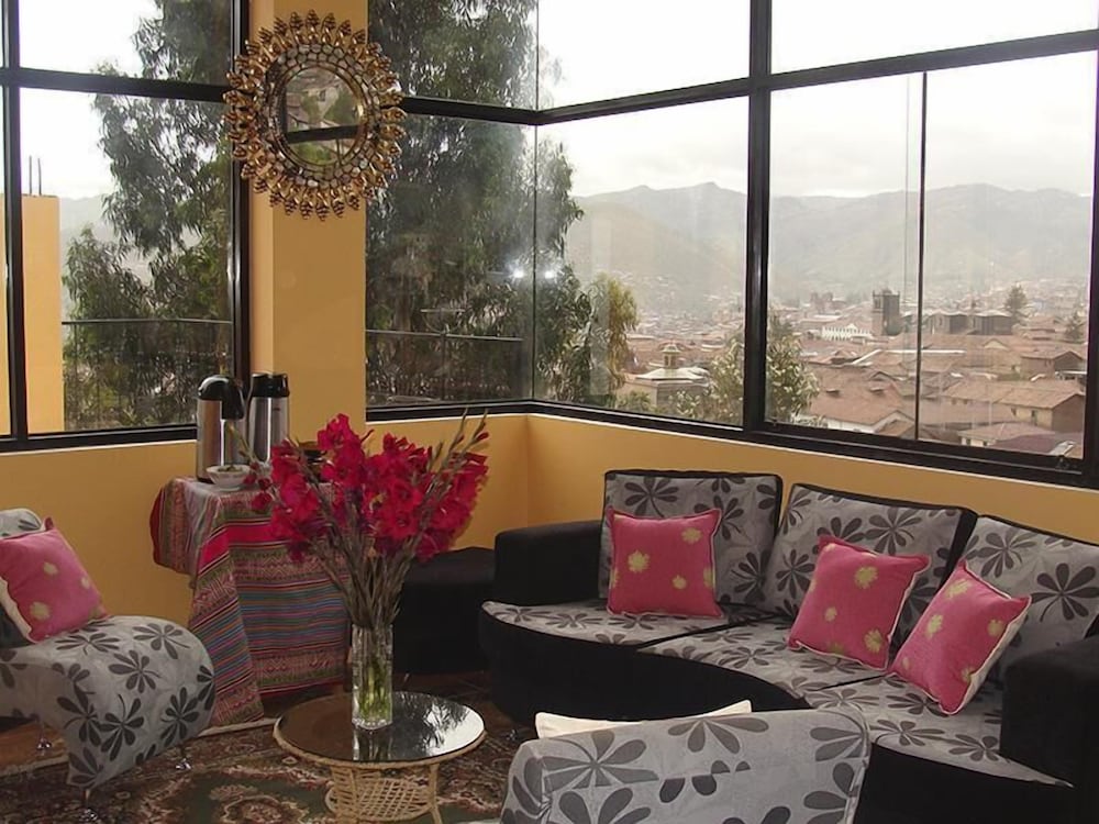 Hostal Qolqampata 30/48
