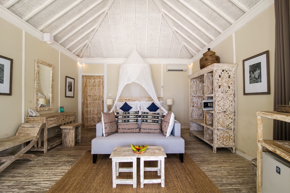 Sudamala Resort Seraya Flores 45/65