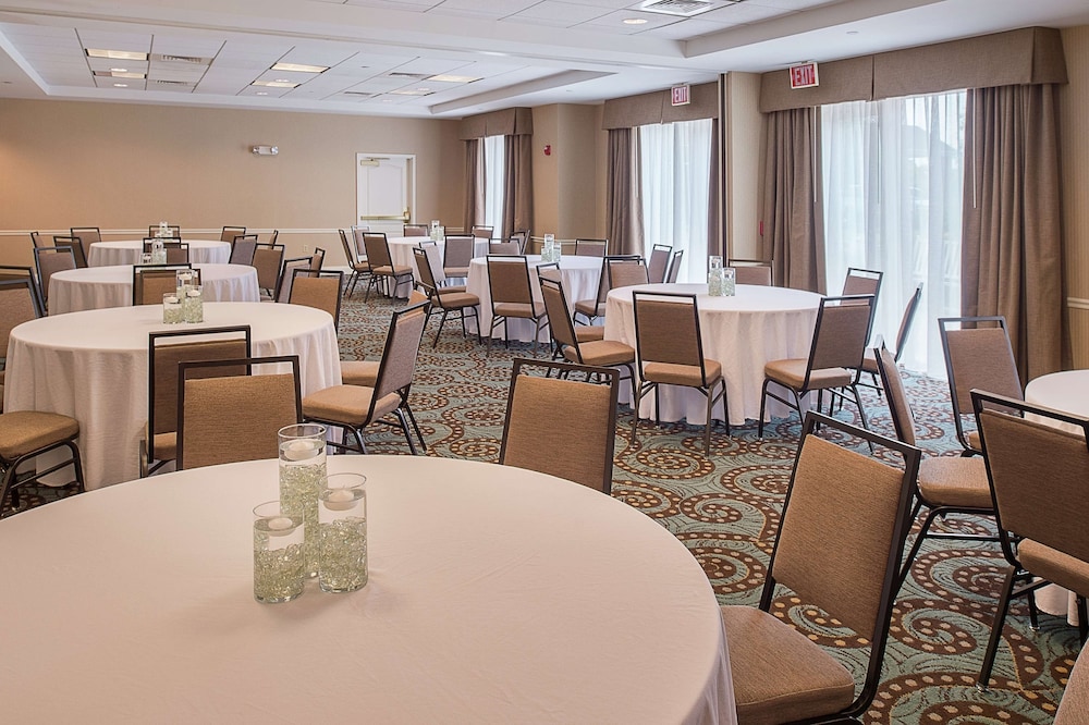 Hilton Garden Inn St Louis O Fallon Mo 39/49