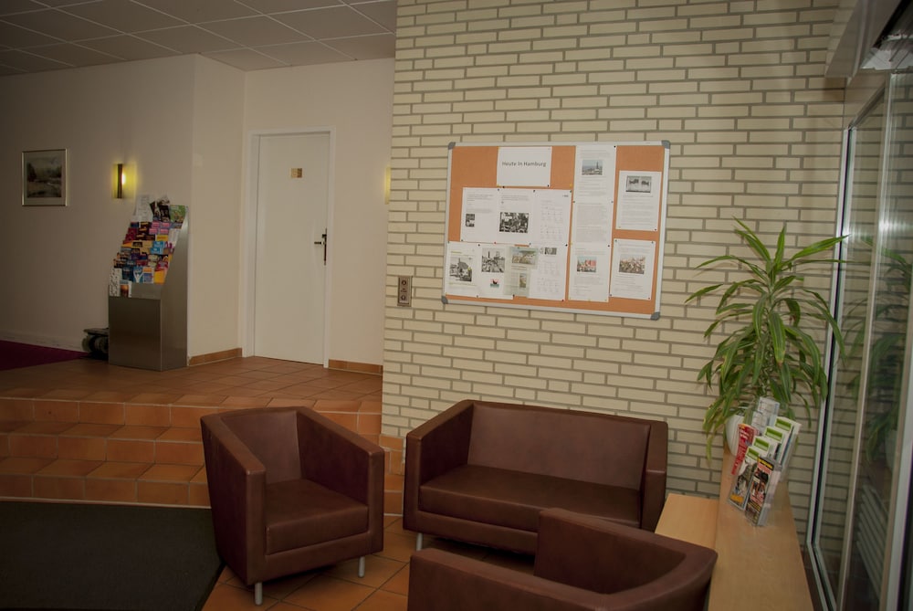 Elbbrucken Hotel 37/50