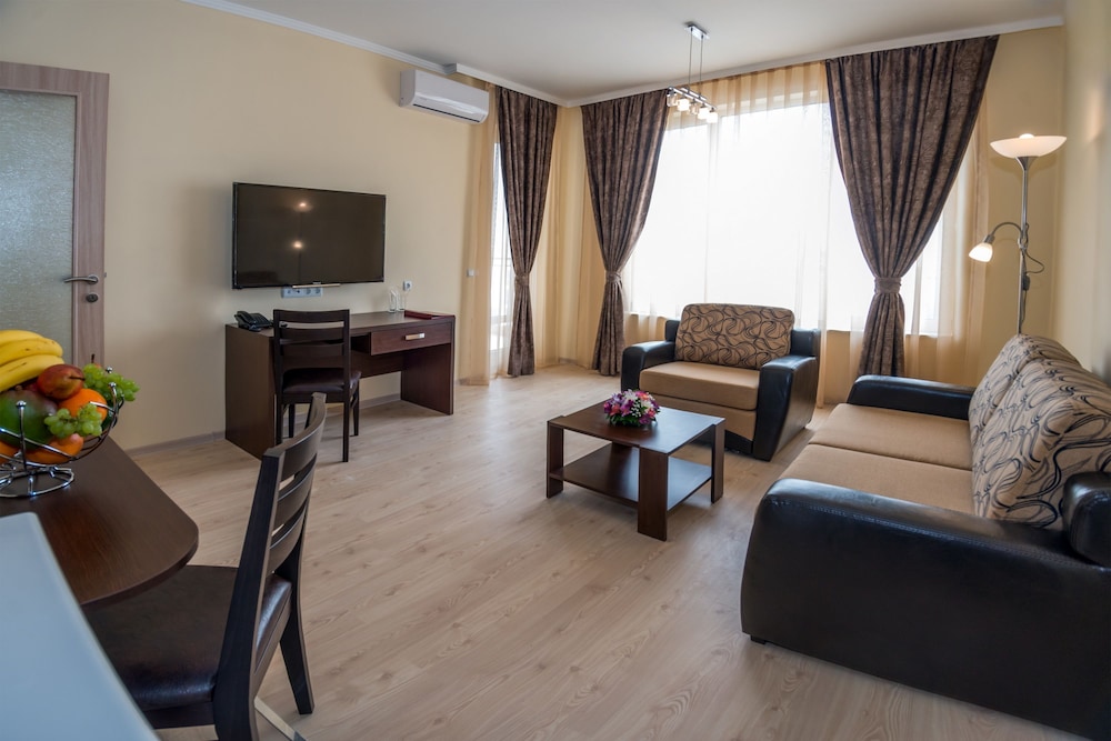 Roma Palace Deluxe 30/50