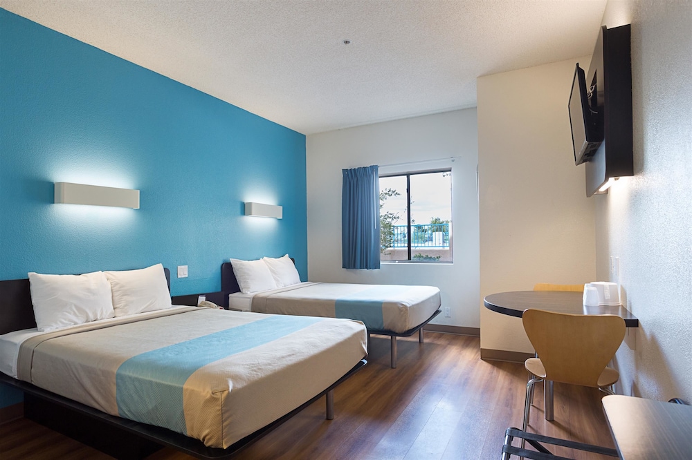 Motel6 Page, AZ 27/60