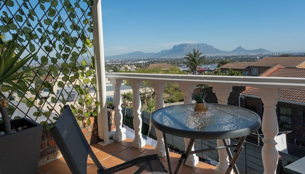 Plattekloof Premium Lodge 32/50