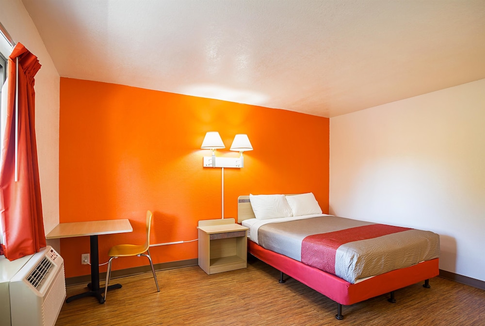 Americas Best Value Inn Bangor 14/43