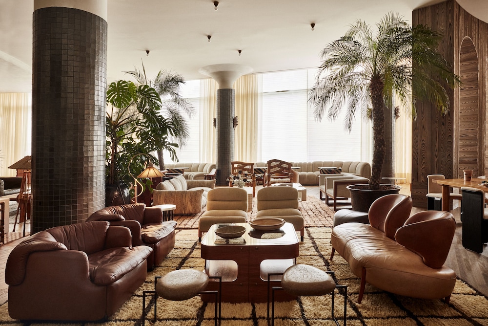 Santa Monica Proper Hotel 54/56